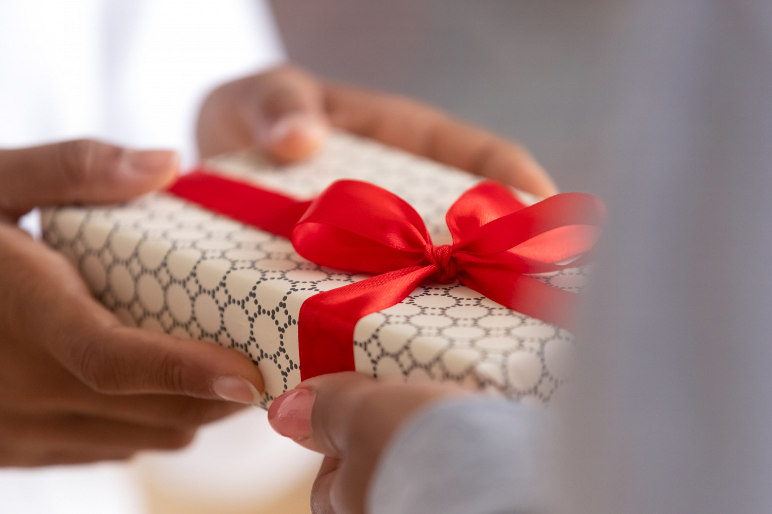 Így készülj az ünnepekre: az ajándékozás pszichológiája