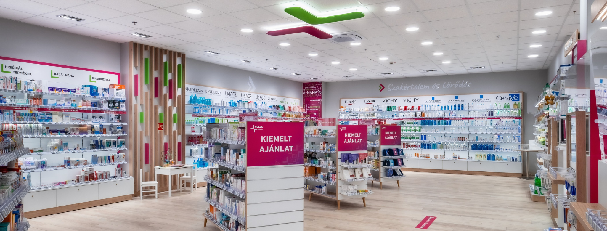 Mérföldkő Érden: megnyílt a 60. Kulcs Quality Patika!