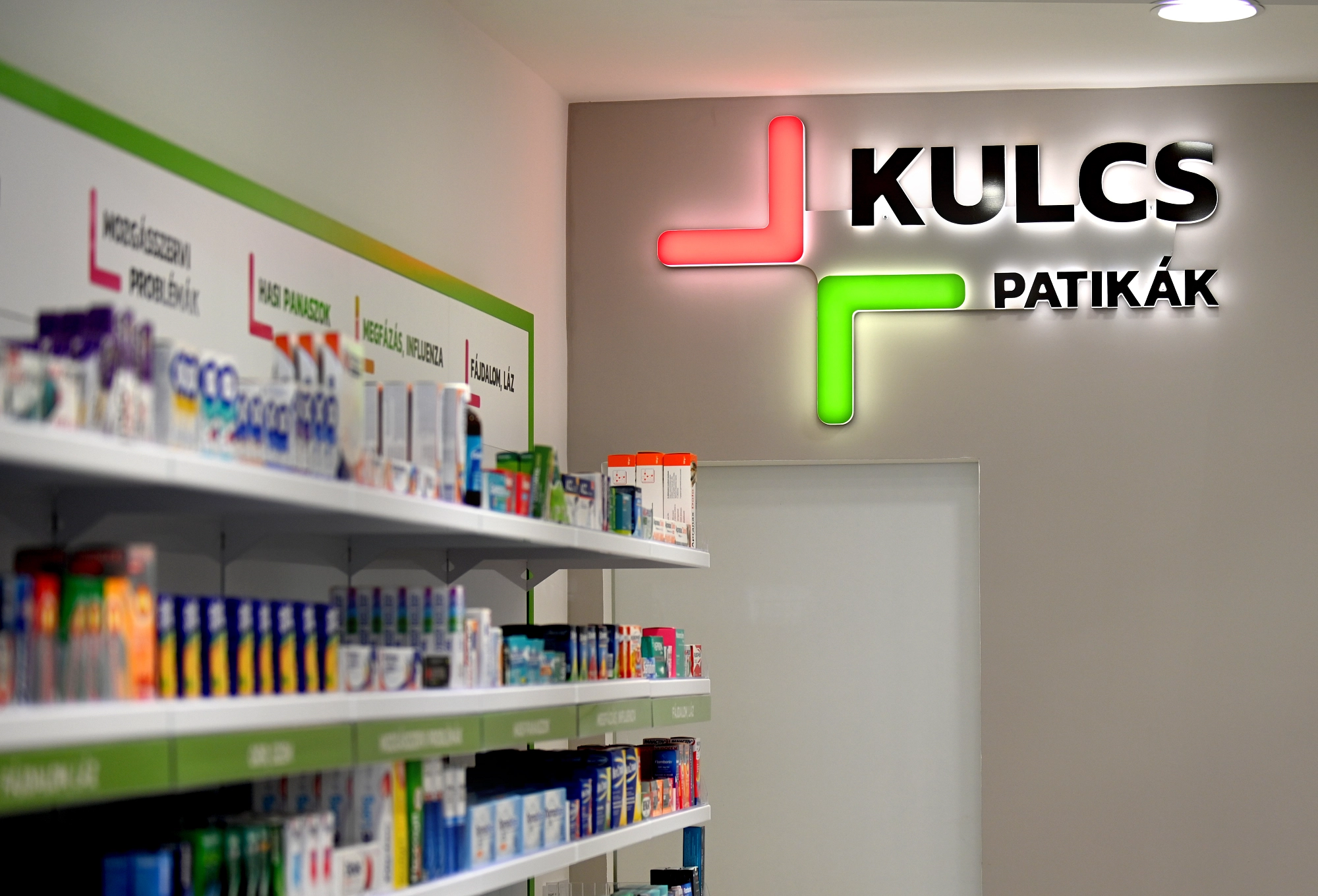 A MISKOLCI AVAS ÚJ ÉKE: A SZENT DAMJÁN QUALITY GYÓGYSZERTÁR A MISKOLCI AVAS ÚJ ÉKE: A SZENT DAMJÁN QUALITY GYÓGYSZERTÁR