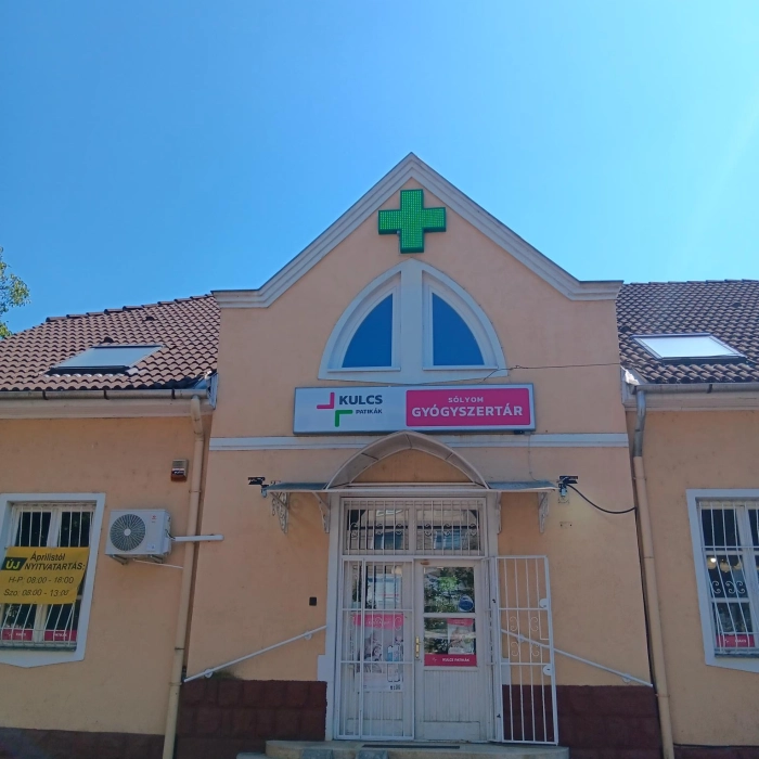 Sólyom Gyógyszertár